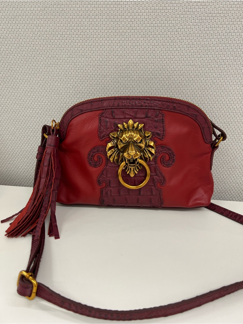 Sharif Vintage Red Leather with Lion Detail and Tassel